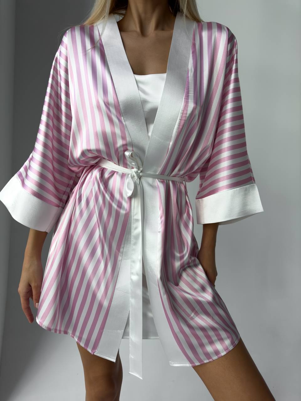 Жіночий комплект - сорочка та халат Victoria's Secret DOM1149 фото