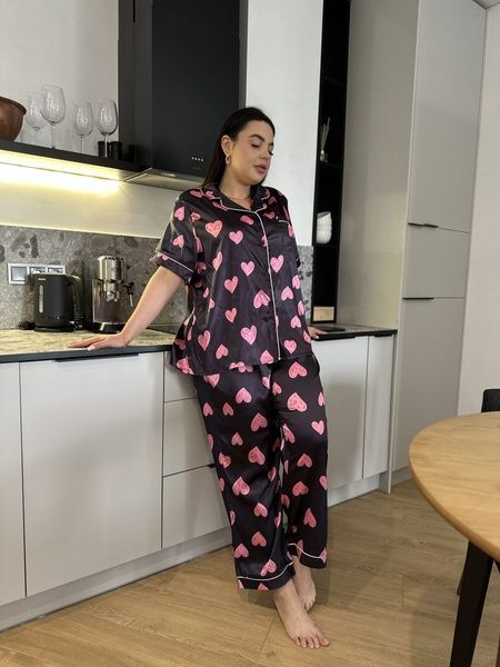 Піжама PLUS SIZE чорна у сердечко з сорочкою та штанами DO3634 фото