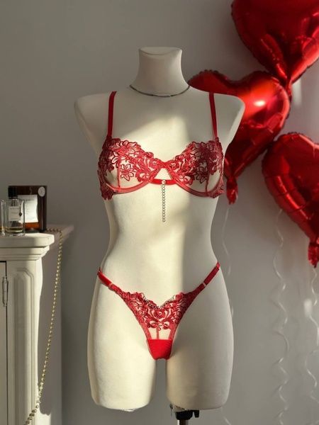 Красный кружевной комплект белья з вишивкою DO3352-XL фото