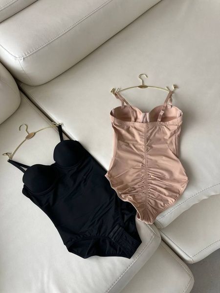 Чорний коригуючий боді з формованими чашками, M DO3237 фото