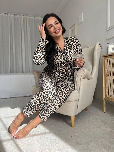 Леопардова піжама на ґудзиках Plus Size домашній костюм DO2569 фото